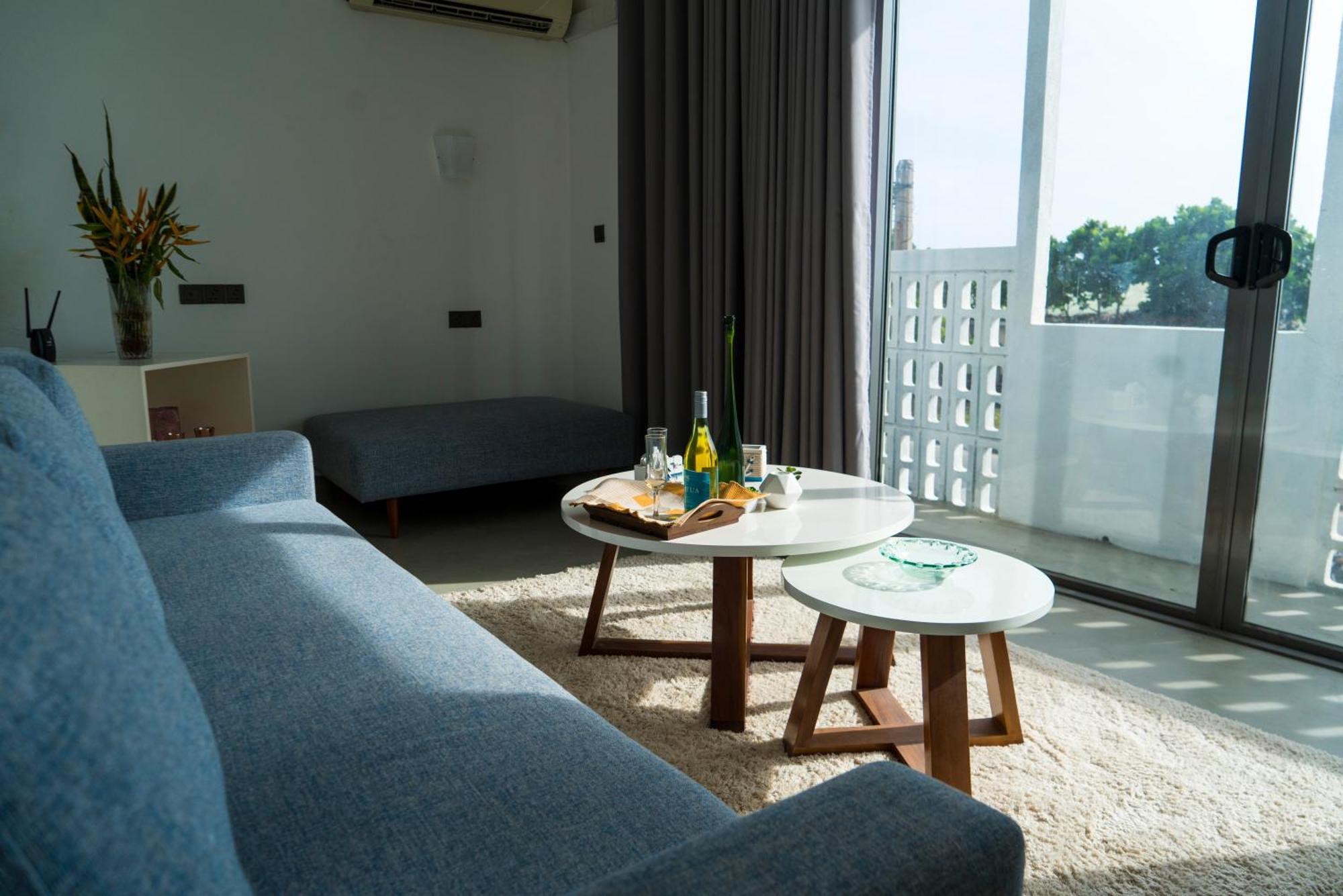 Four Petals Inn โคลอมโบ ภายนอก รูปภาพ