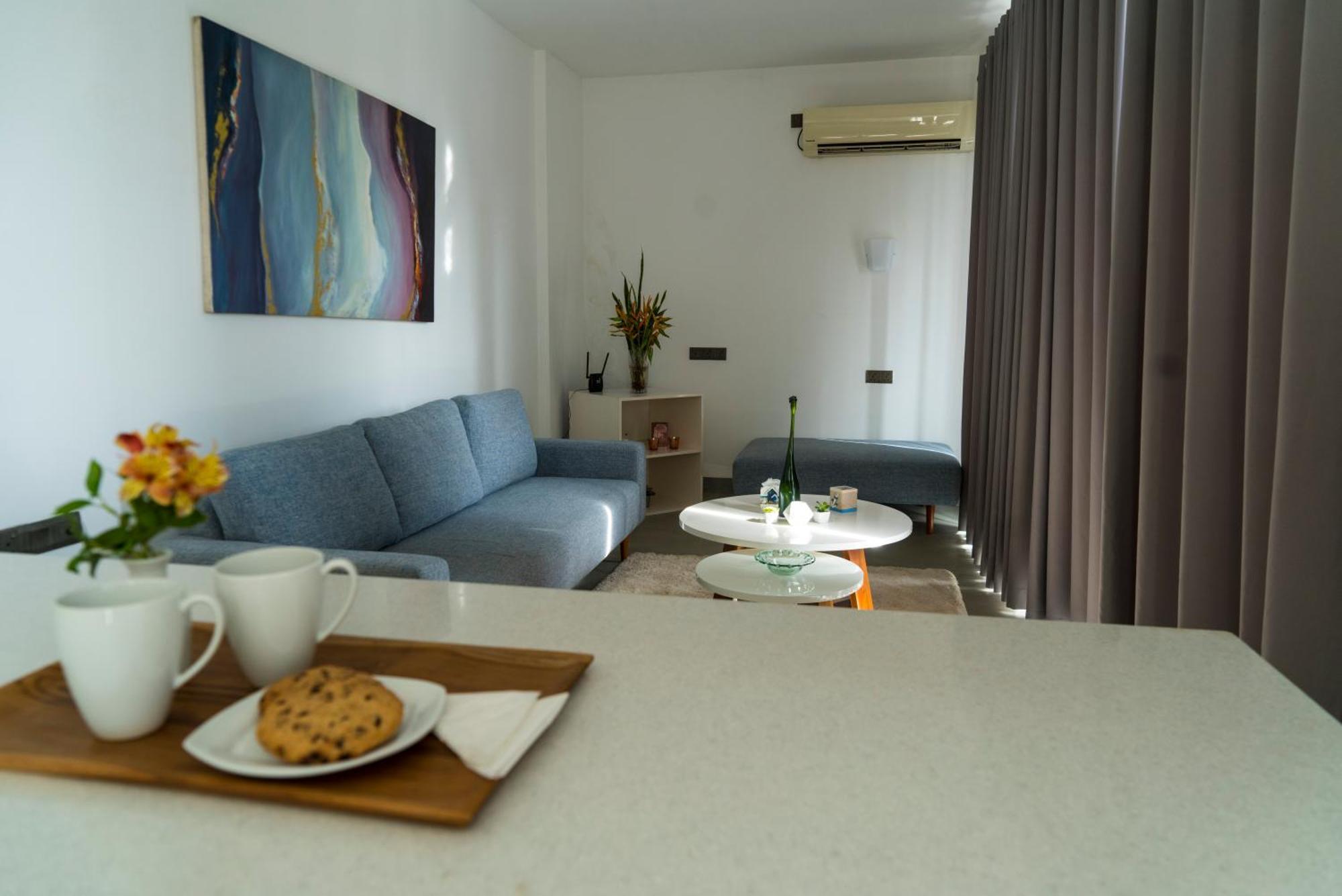 Four Petals Inn โคลอมโบ ภายนอก รูปภาพ