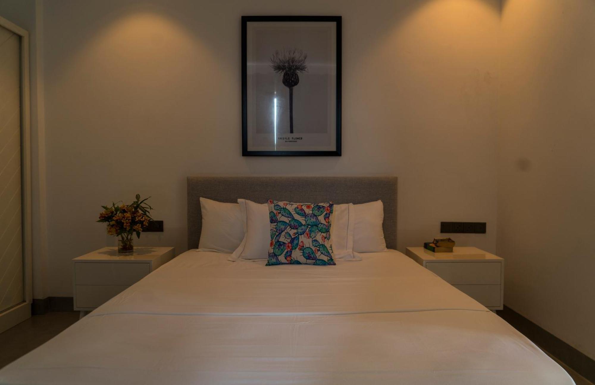 Four Petals Inn โคลอมโบ ภายนอก รูปภาพ