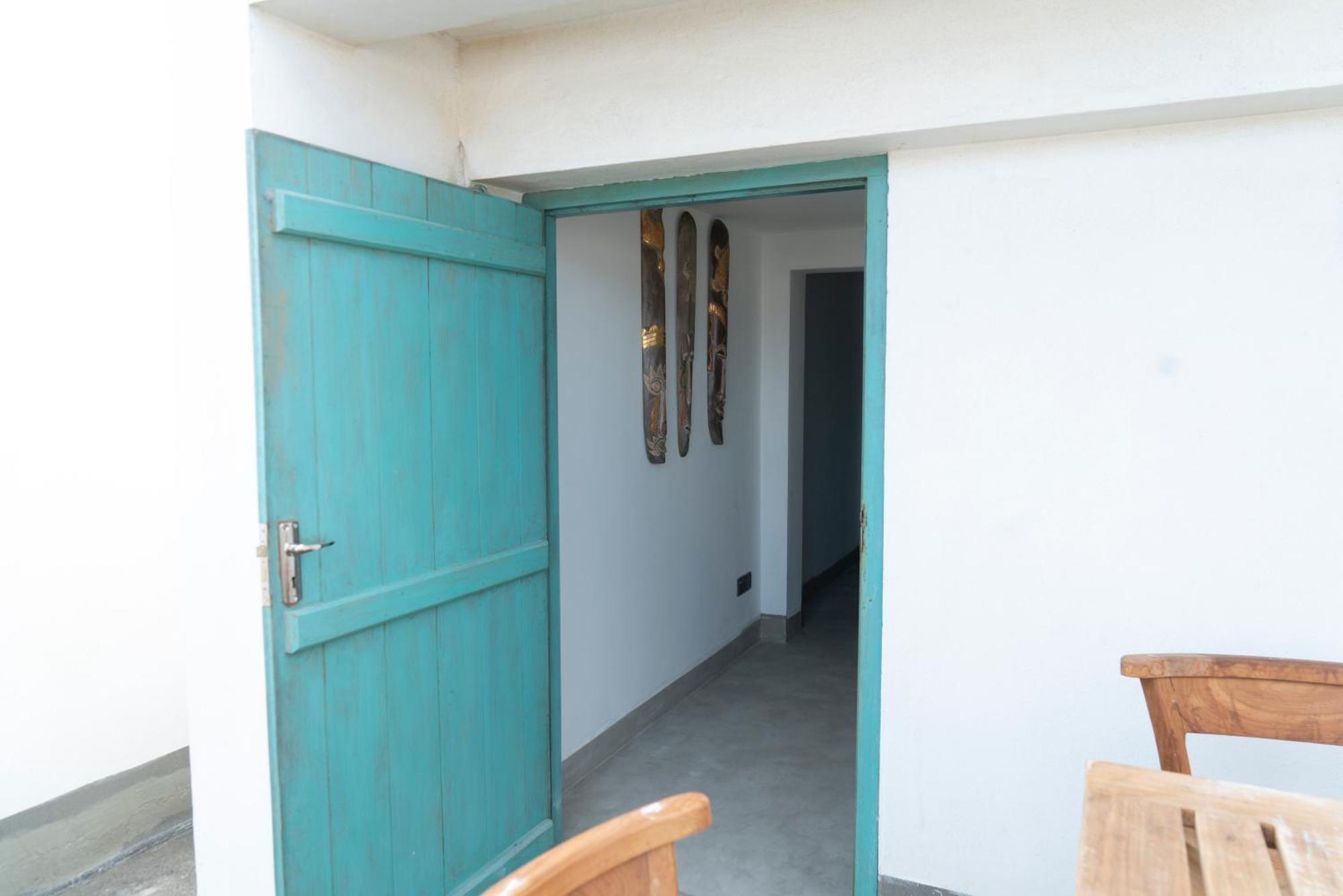 Four Petals Inn โคลอมโบ ภายนอก รูปภาพ