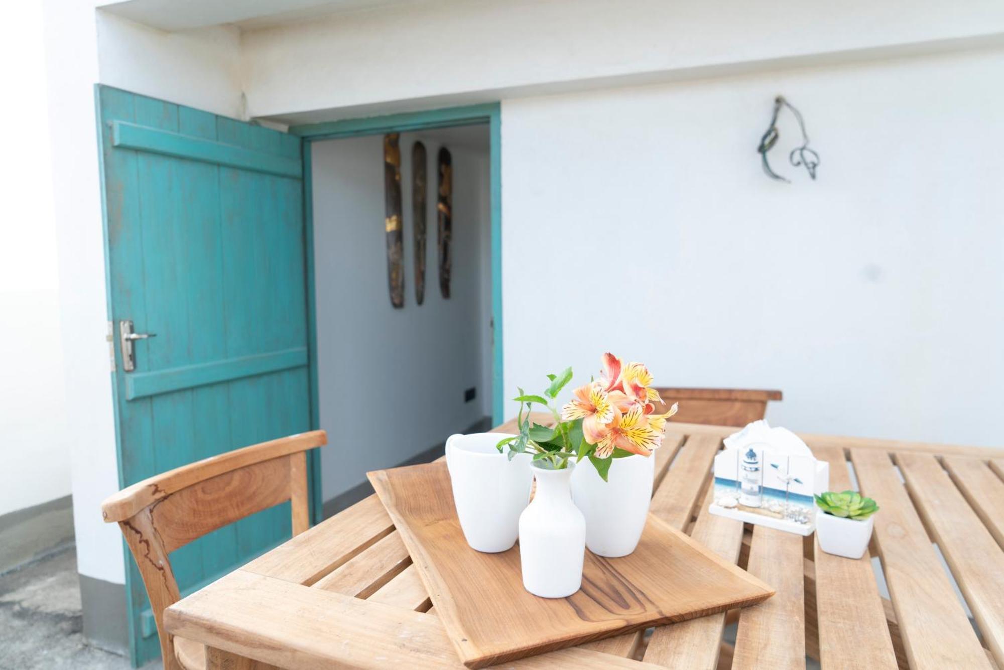 Four Petals Inn โคลอมโบ ภายนอก รูปภาพ