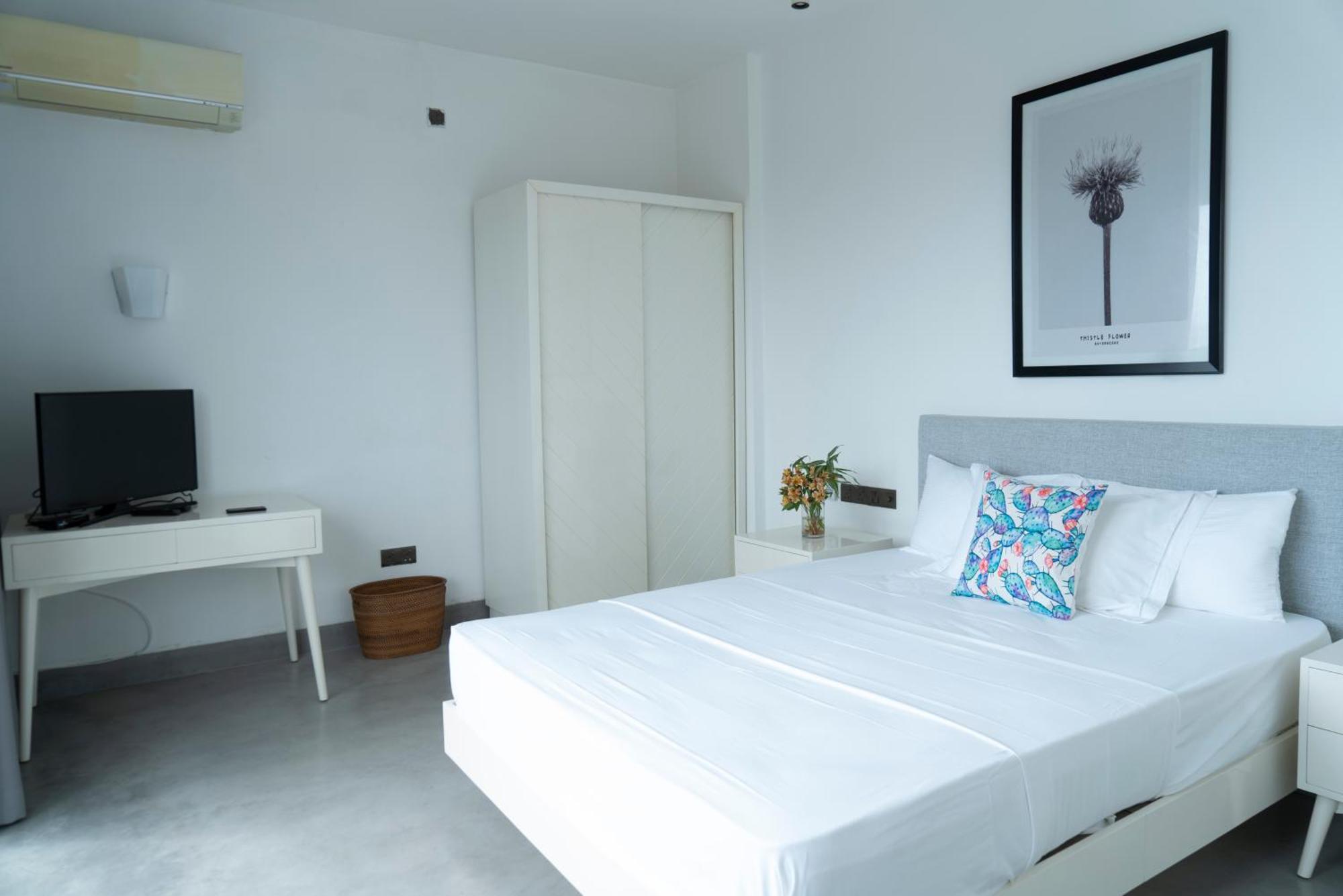 Four Petals Inn โคลอมโบ ภายนอก รูปภาพ